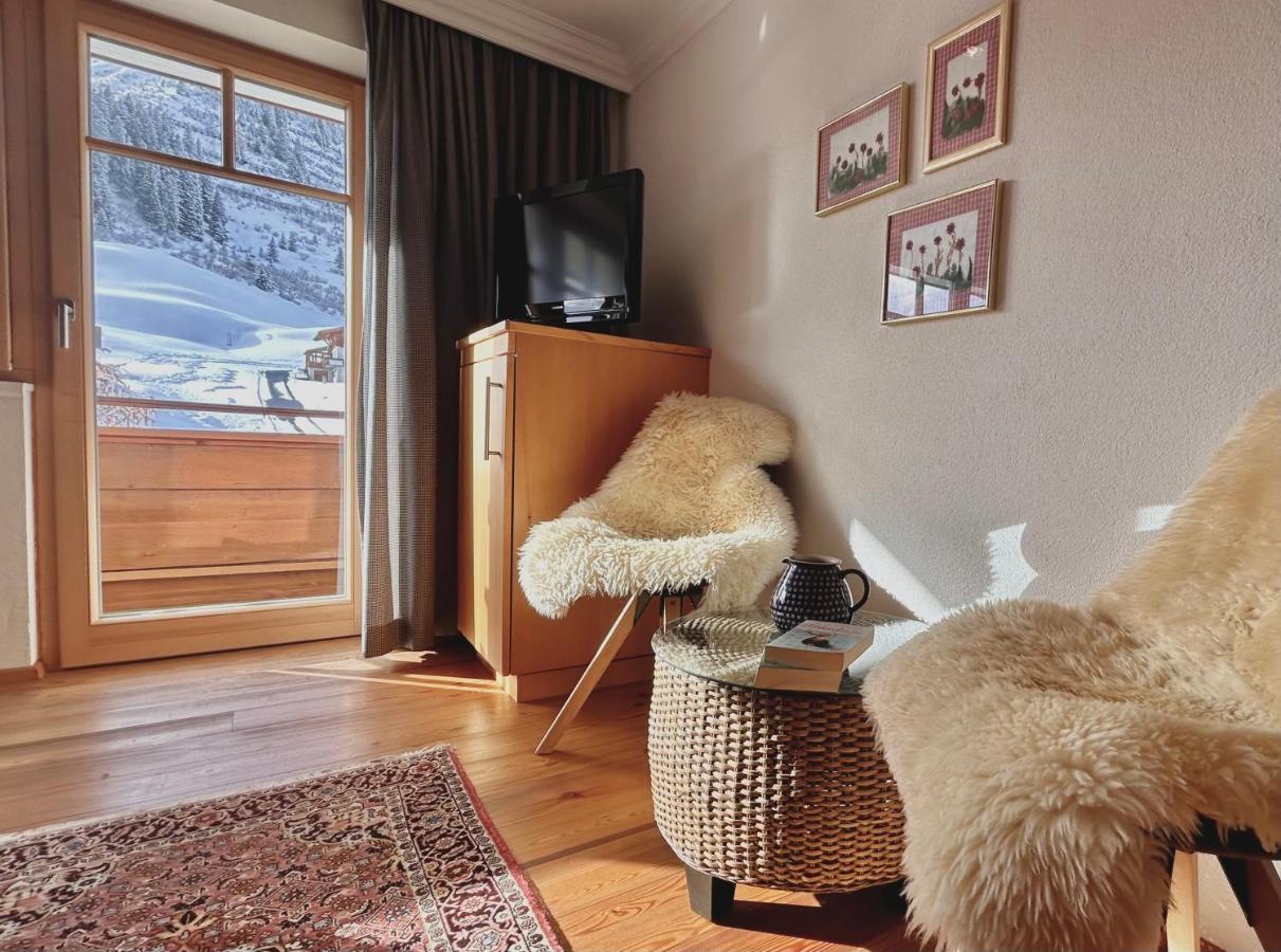 Haus Wallis By Stayfritz - Ski-In Ski-Out Zimmer 'Garni' Am Arlberg Warth  Exteriör bild